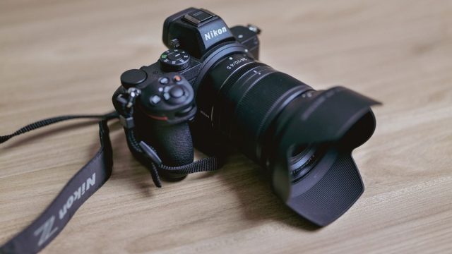 ミラーレスカメラと交換レンズ(購入前の試用イメージ)