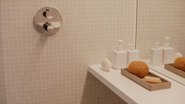 コスメ定期便(化粧品サブスク)を徹底解説｜コスメ定期便(化粧品サブスク)を徹底解説｜仕組み・料金相場・解約方法まで完全ガイド【2026年最新】