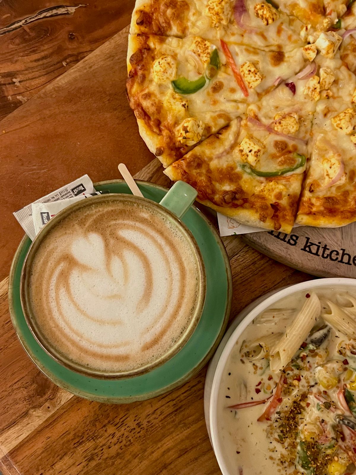 飲食店のできたての食事|レスキューで食品ロスを削減